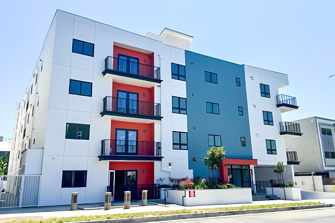 The Dream on Tamarind Apartments in Los Angeles, CA