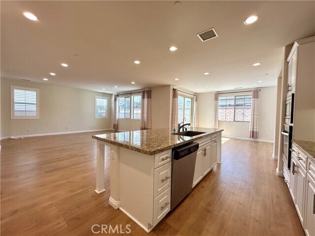 Building Photo - 3231 E Artessa Way