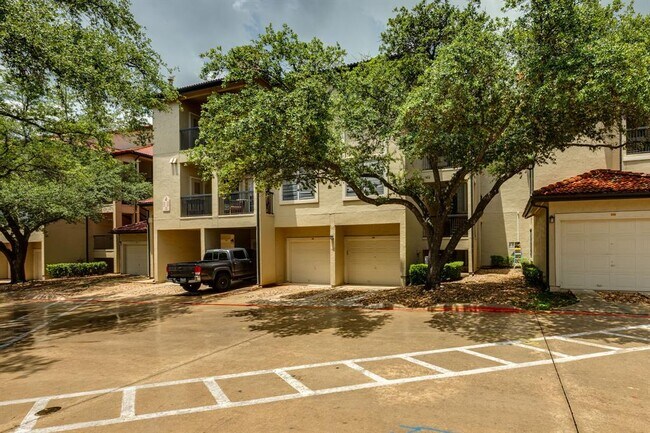 Building Photo - 9525 N Capital of Texas Hwy