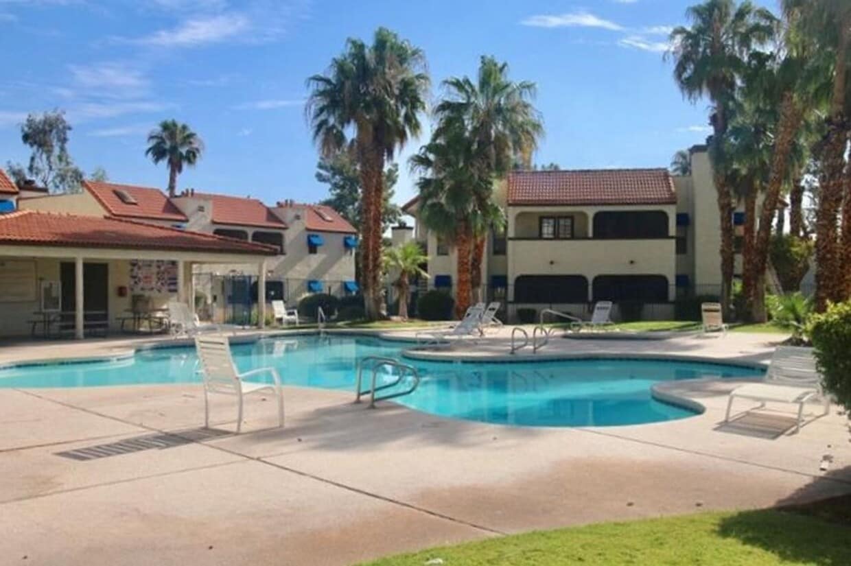 Primary Photo - Modern Condo with Stylish Upgrades Through...