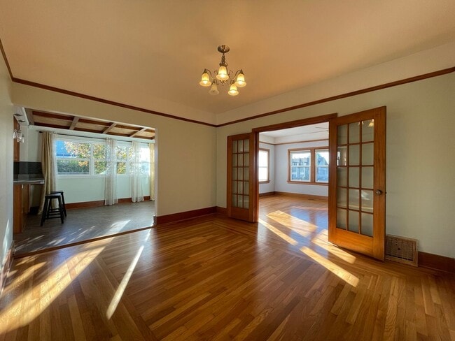 Building Photo - 2615alfa