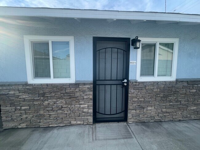 Foto del edificio - 8023 Gardendale St