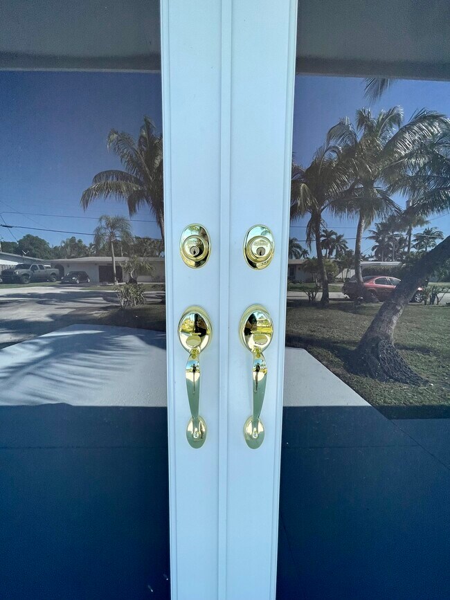 Foto del edificio - 2412 Andros Ln