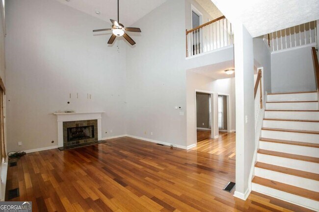 Foto del edificio - 435 Chandler Ct