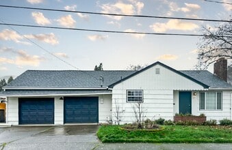 Building Photo - 515 E Elmore St