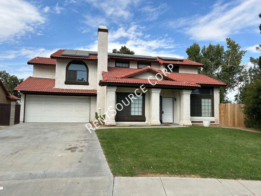 Primary Photo - 4 bedroom, 2.5 bathroom home for rent in P...