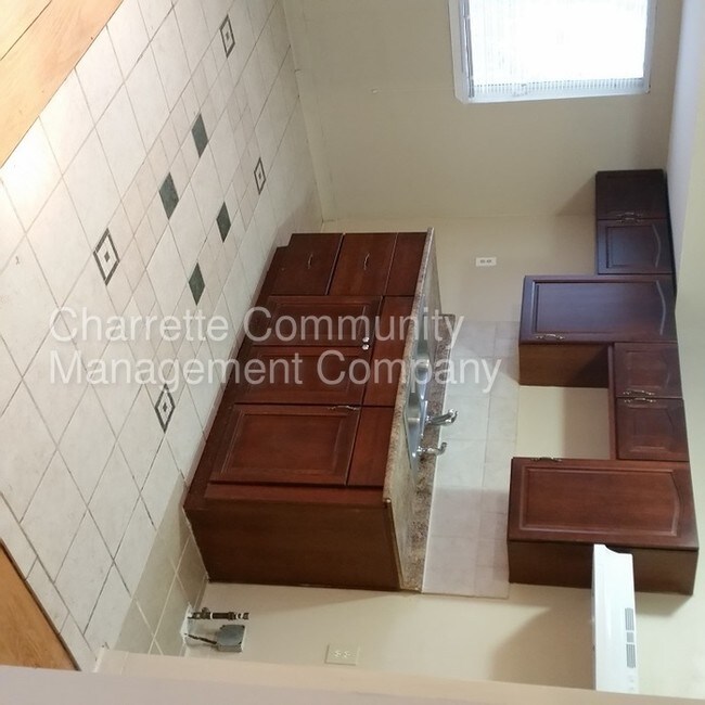 Foto del edificio - 10741 Spring Garden Dr
