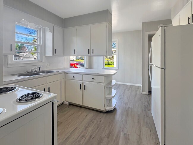 Foto del edificio - 133 Thurston St SW
