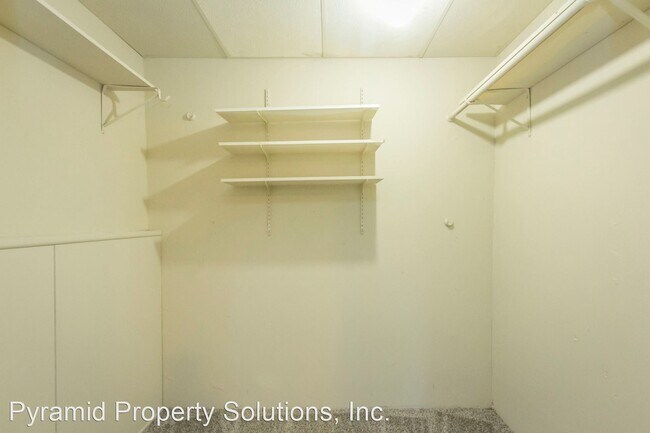 Building Photo - 3 br, 2 bath House - 4231 Morton Ave