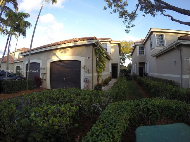 Foto del edificio - 820 Sorrento Dr