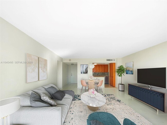 Foto del edificio - 2451 Brickell Ave