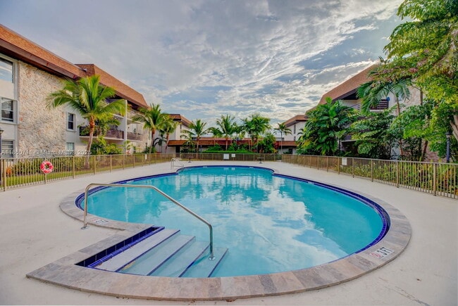 Foto del edificio - 7477 SW 82nd St