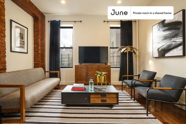 Building Photo - Room in Shared 4 bed/1 bath home in West Harlem