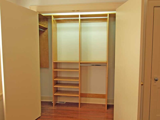 Foto del edificio - 1634 Aurelius St