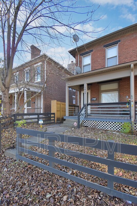 Building Photo - 1423 S High St