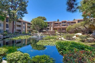 Building Photo - 1775 Diamond St