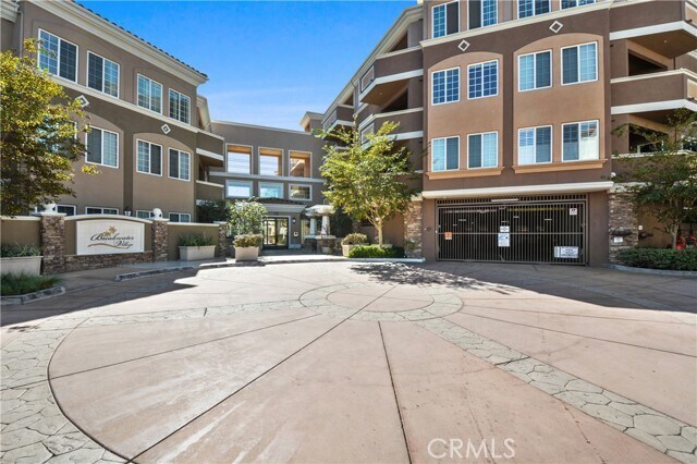 Primary Photo - 2750 Artesia Blvd