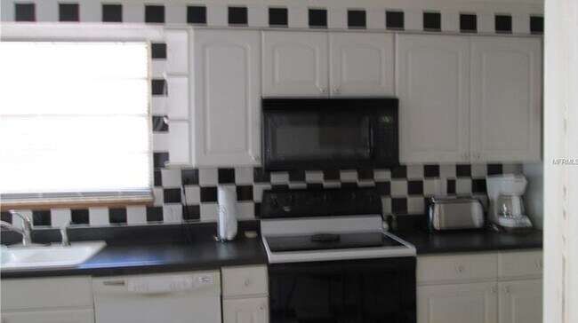 Foto del edificio - 410 28th St W