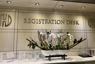 Building Photo - 185 SE 14th Terrace