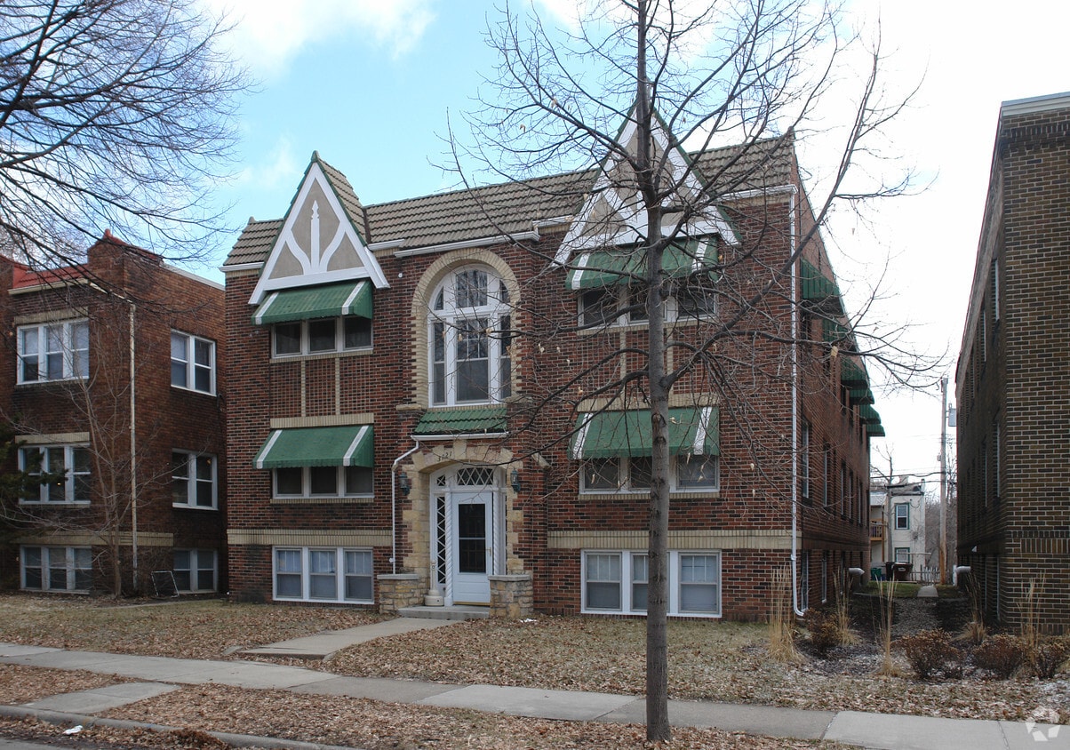 Building Photo - 3121 Colfax Ave S