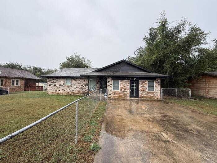 Foto principal - 9116 NE 46th St