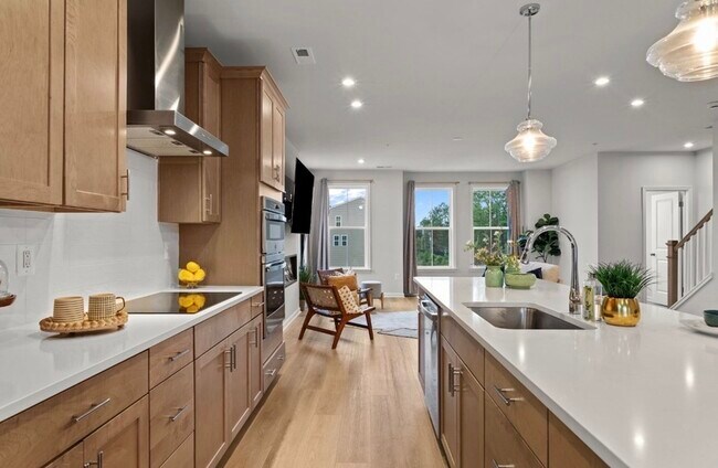 Foto del edificio - 9001 Telegraph Rd