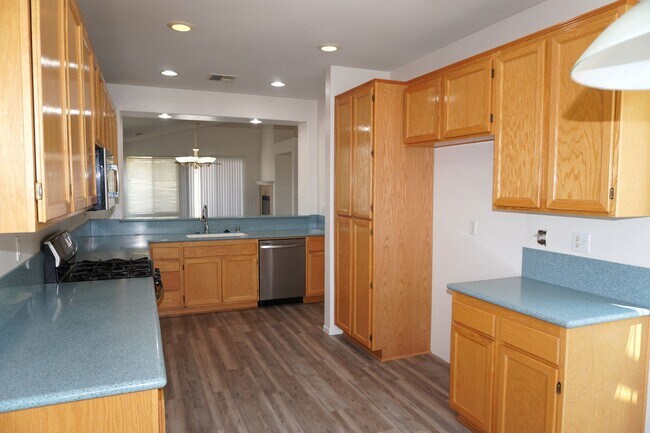 Foto del edificio - 14752 Eaglehead Mountain Dr