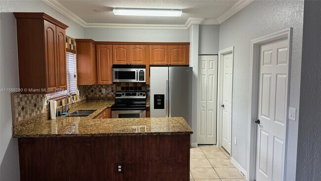 Foto del edificio - 5060 SW 136th Ave