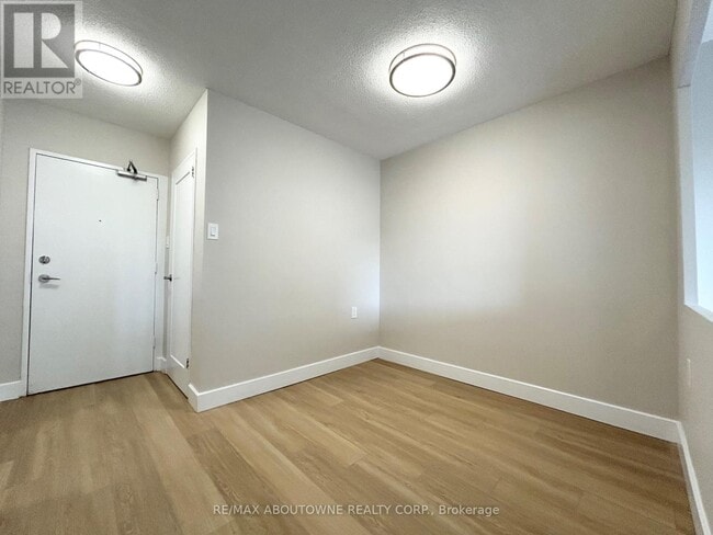 Building Photo - 101 Millside Dr