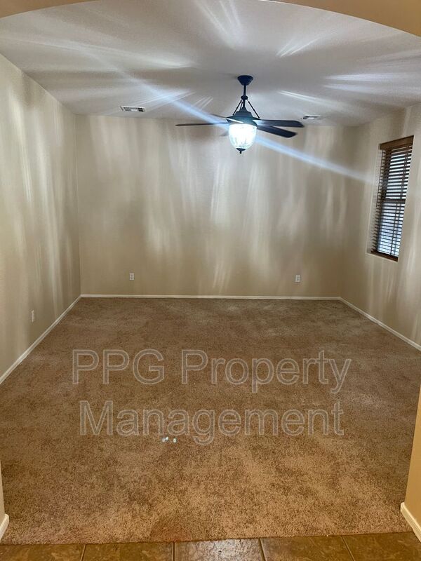 Building Photo - 11824 N 144th Dr