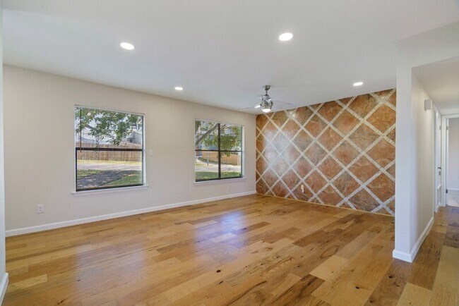 Foto del edificio - 5741 Pinon Vista Dr