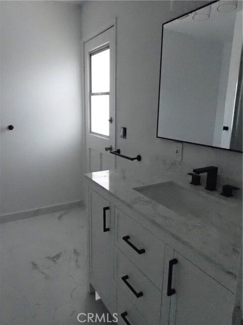 Building Photo - 2674 W Sereno Pl