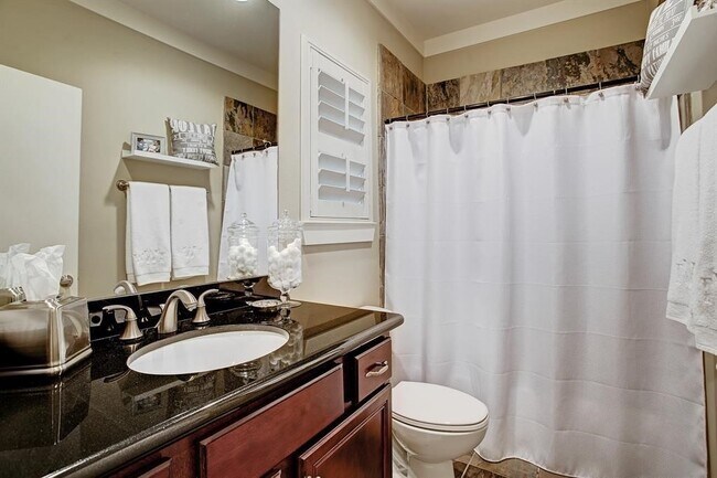 Foto del edificio - 246 Detering St