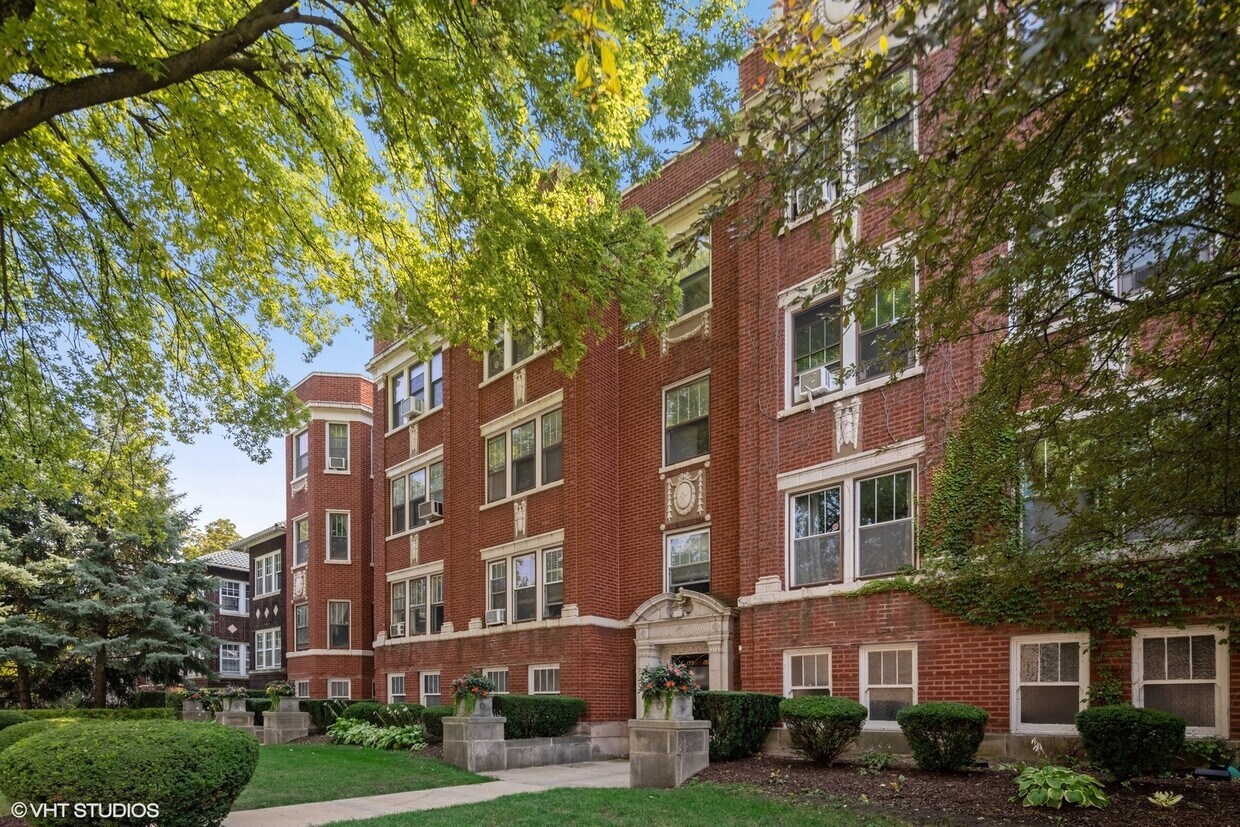 Primary Photo - 127 Washington Blvd