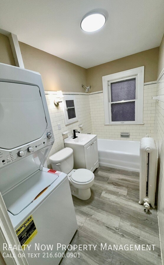 Foto del edificio - 2641 Idlewood Rd