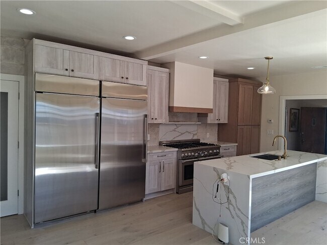 Foto del edificio - 2255 W 29th St