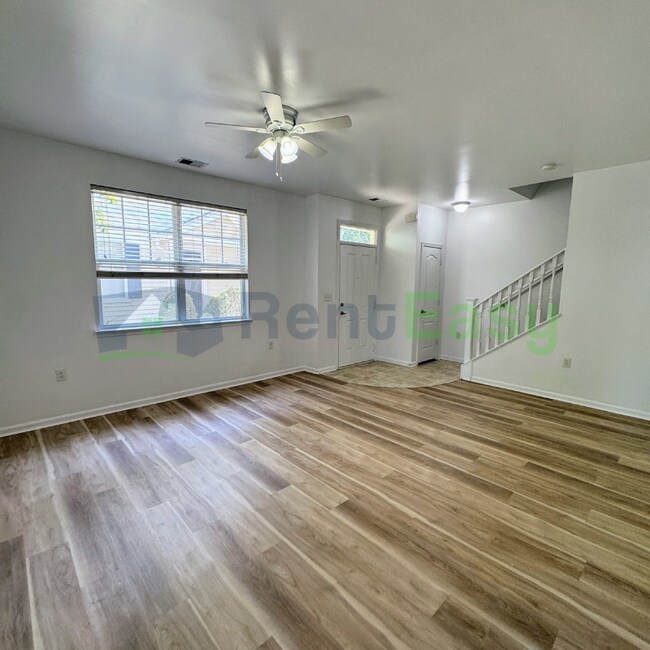 Foto del edificio - 1323 Emsworth Dr