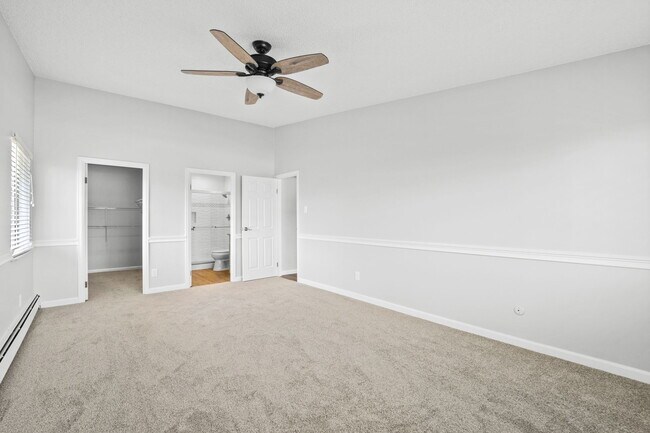 Building Photo - 3164 S Wheeling Way