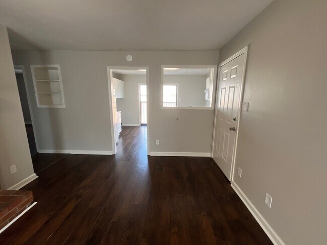 Building Photo - 30 Brianfield Cv