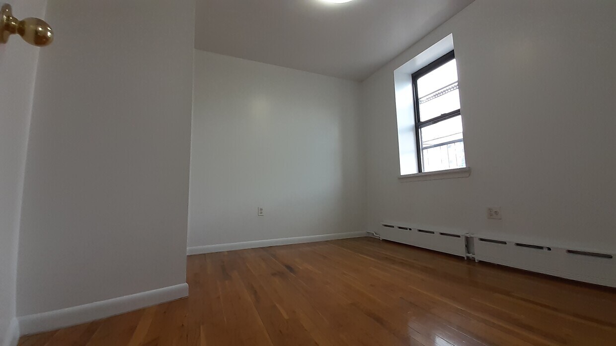 Foto del edificio - 37 1/2 Allen St