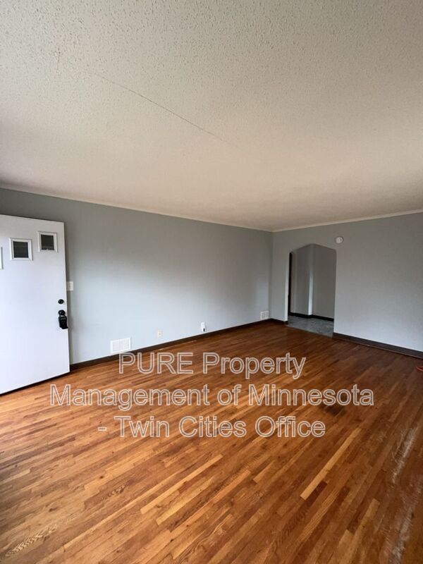 Foto del edificio - 3909 2nd St NE
