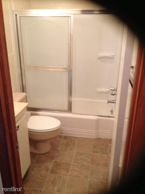 Building Photo - 2 br, 1 bath Townhome - 6057 E Taft Road B...