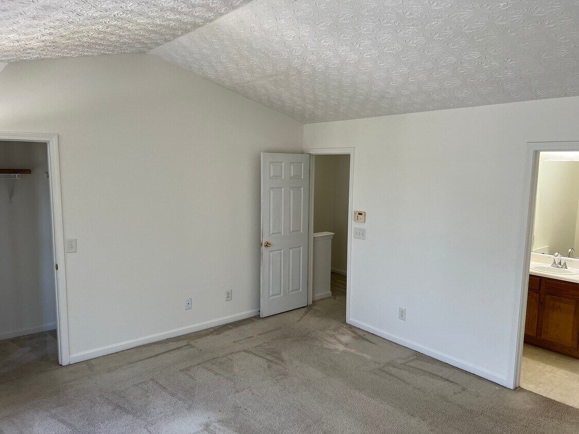 Primary Photo - 7688 Bernardo Dr