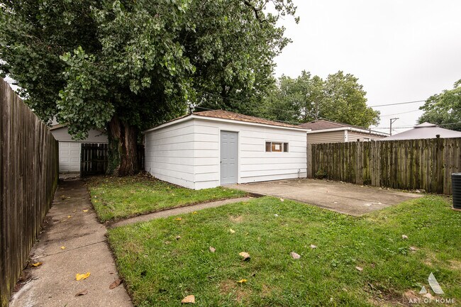 Foto del edificio - 7649 S Paxton Ave