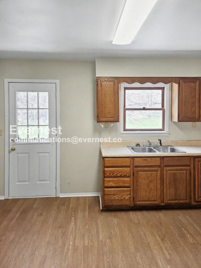 Foto del edificio - 187 Glenn St