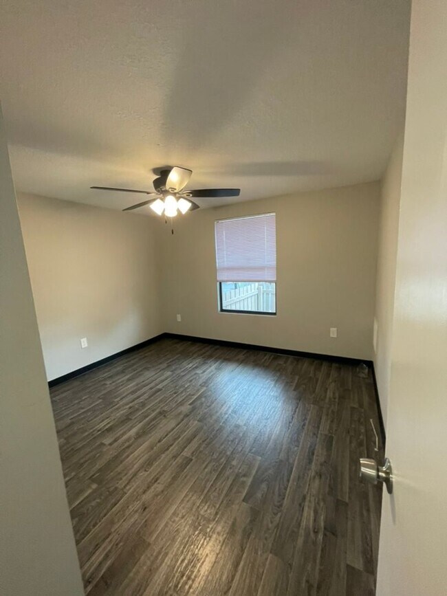 Foto del edificio - The Hampton - 1 Bedroom 1 Bathroom with in...