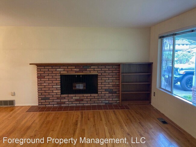 Building Photo - 3 br, 2.5 bath House - 4924 125th Ave SE