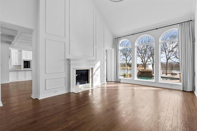 Foto del edificio - 706 Dover Pl