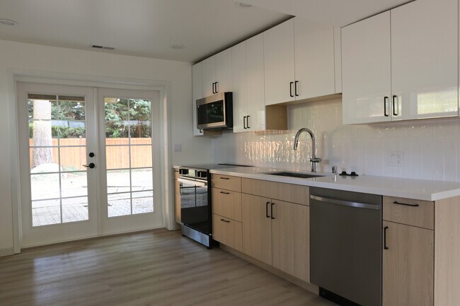 Foto del edificio - 603 N 179th St