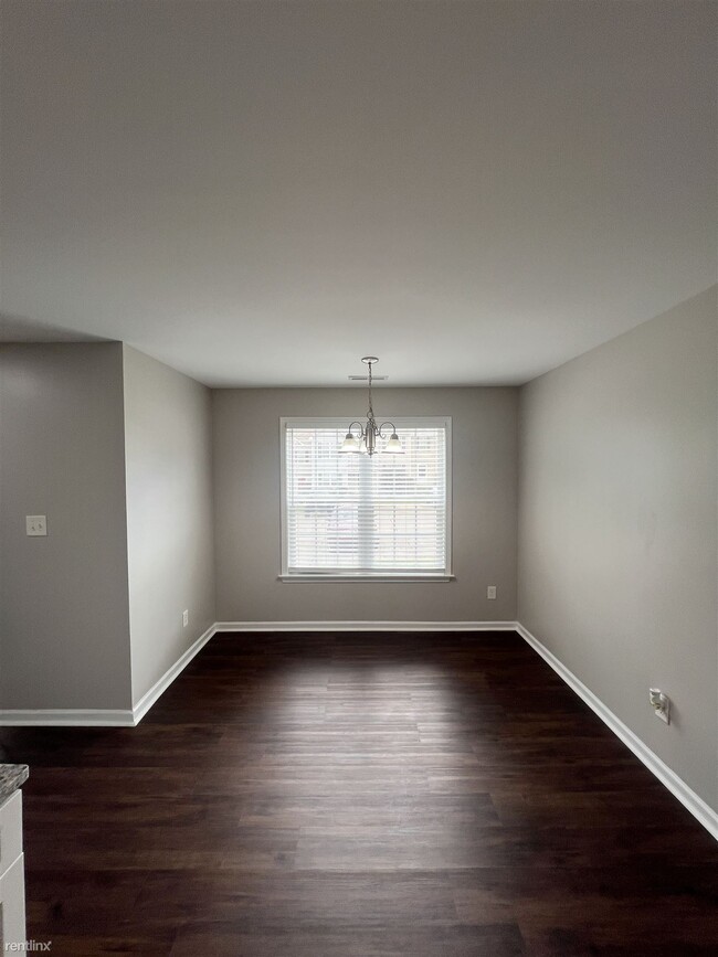 Building Photo - 3 br, 2.5 bath House - 403 Whitehall Ct